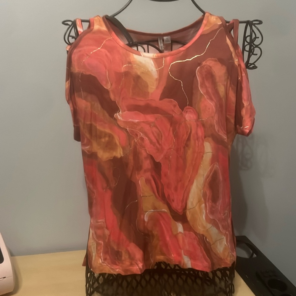 Multi colored cold shoulder top